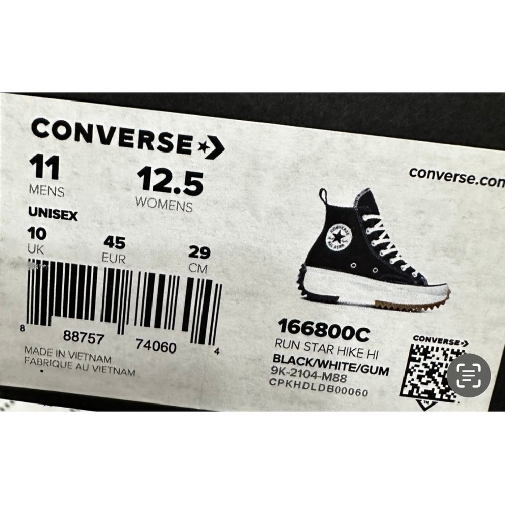 Converse Black/White Canvas Run Star Hike Platform  (men’s 11 women’s 12/5